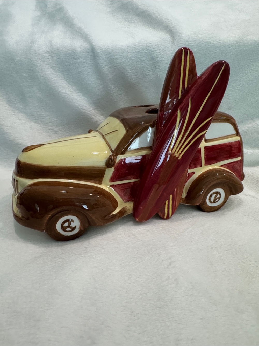Studebaker "Woody" Ceramic Toothbrush/Pen/Pencil Holder Surf Board Beach Theme